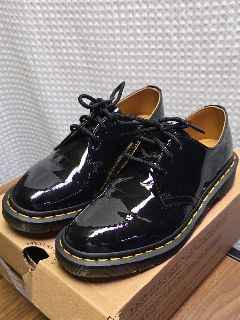 LIKE NEW Dr. Martens 1461 Patent Leather Oxford Shoes Size 8 US/39 EU
